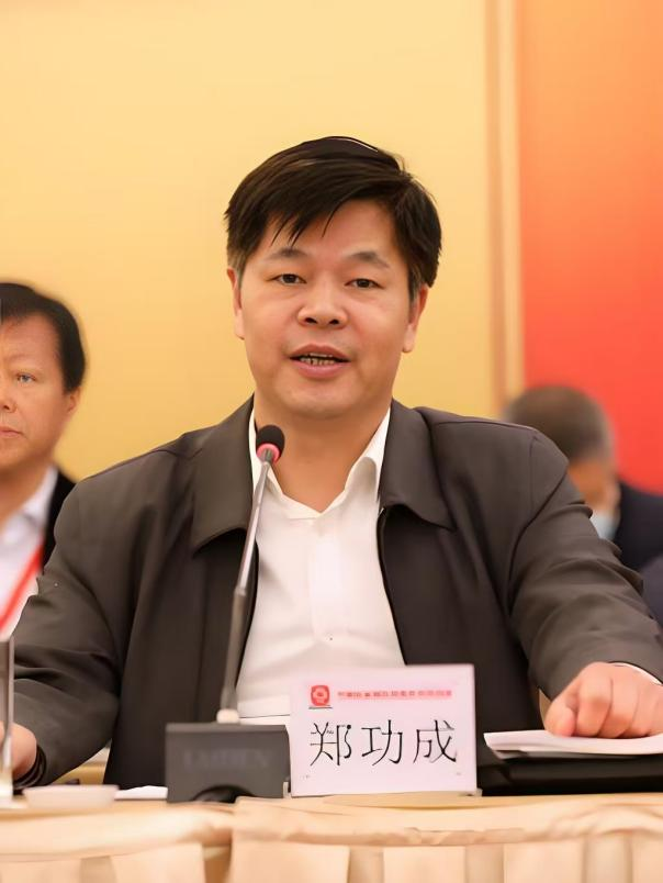 法学院办学四十周年系列讲座暨社会保障法前沿论坛（四）——我国社会保险制度发展的历史与趋势