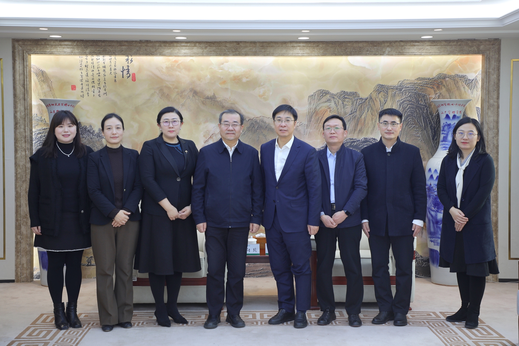 山东省济宁市总工会来校交流