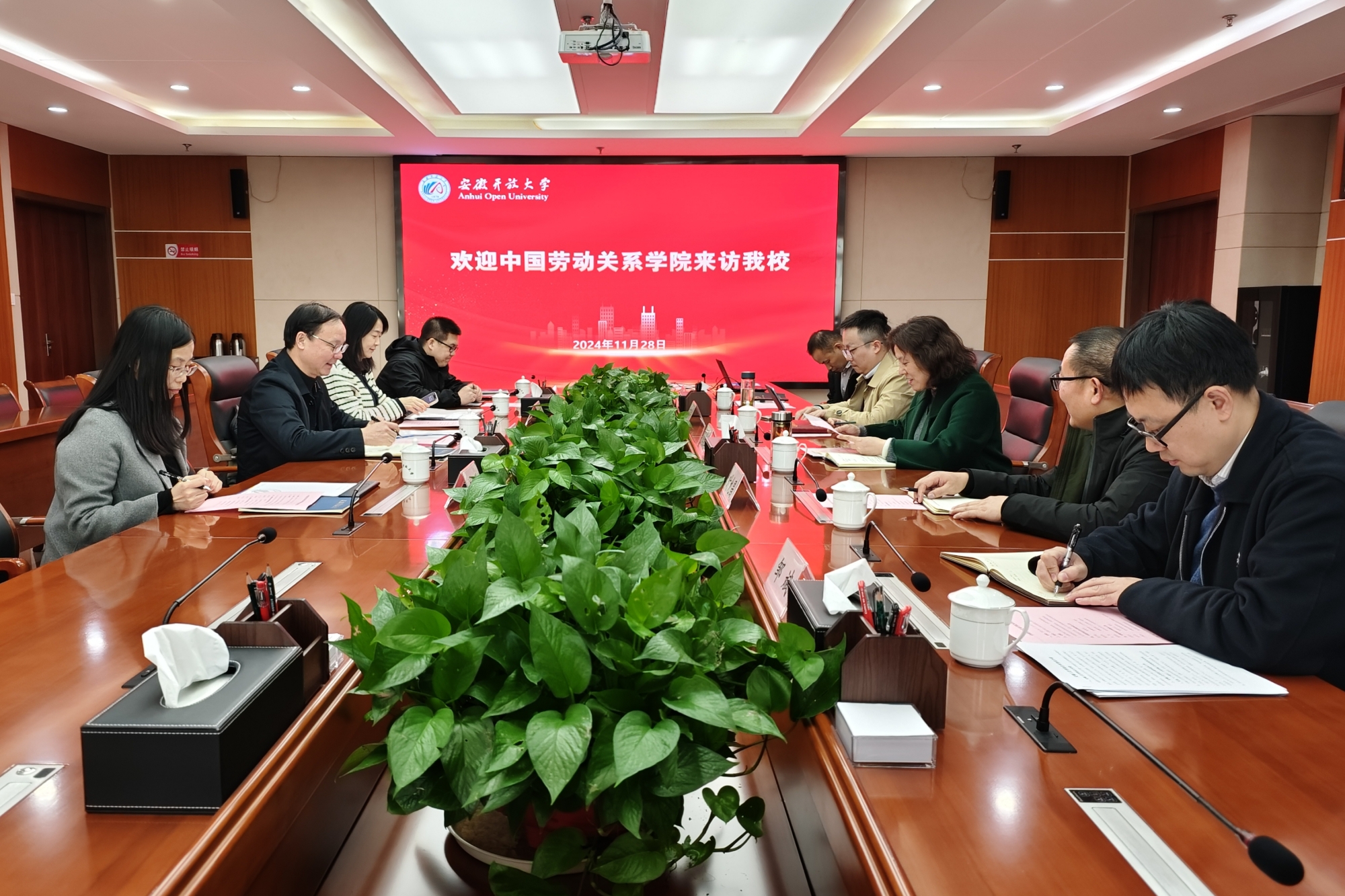 吴万雄副校长一行赴安徽工匠学院调研交流