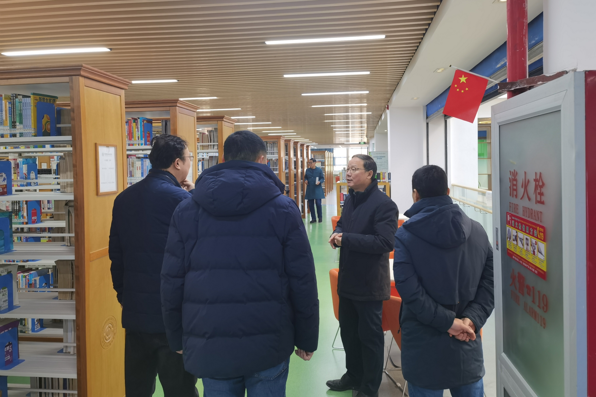 学校开展寒假前校园安全大检查