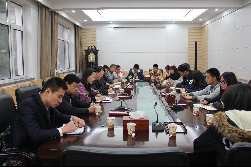 学校组织召开涿州校区学生座谈会