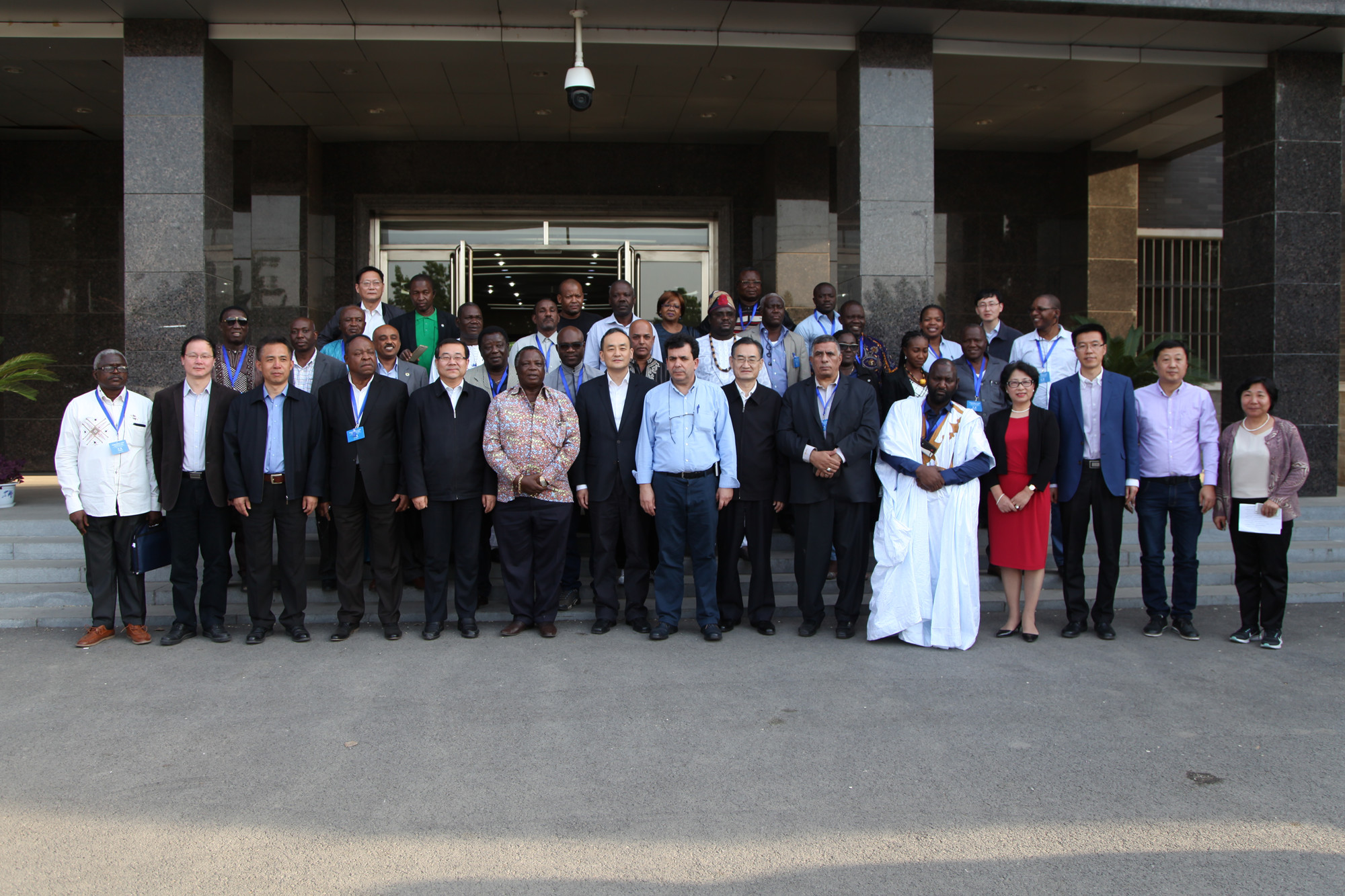 非洲工会领导人代表团访问我校涿州校区