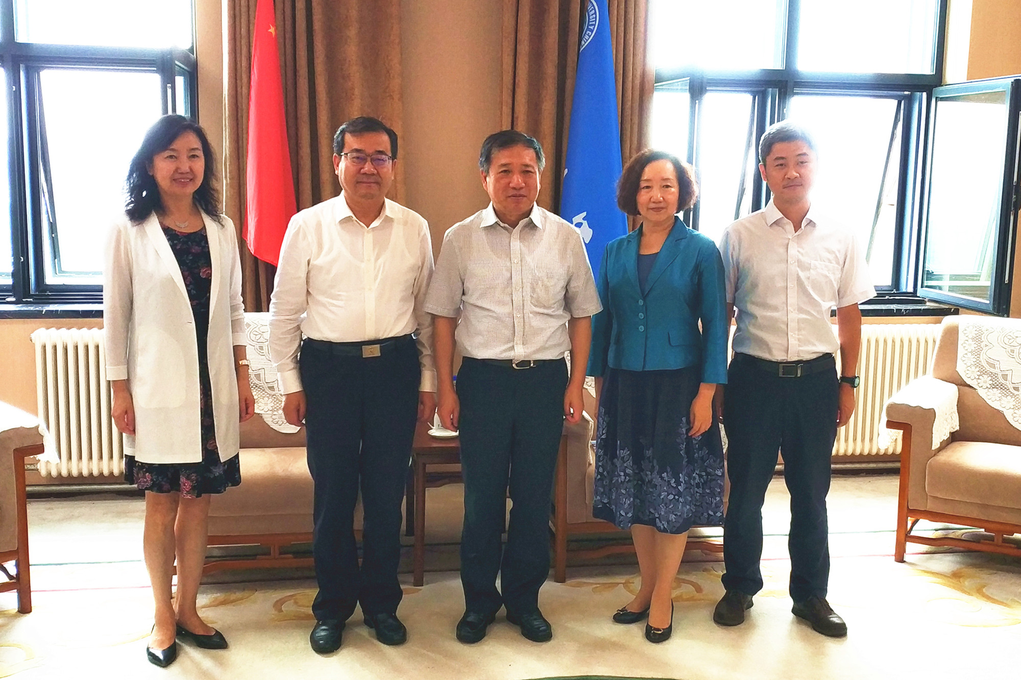 刘向兵校长一行赴吉林大学交流调研