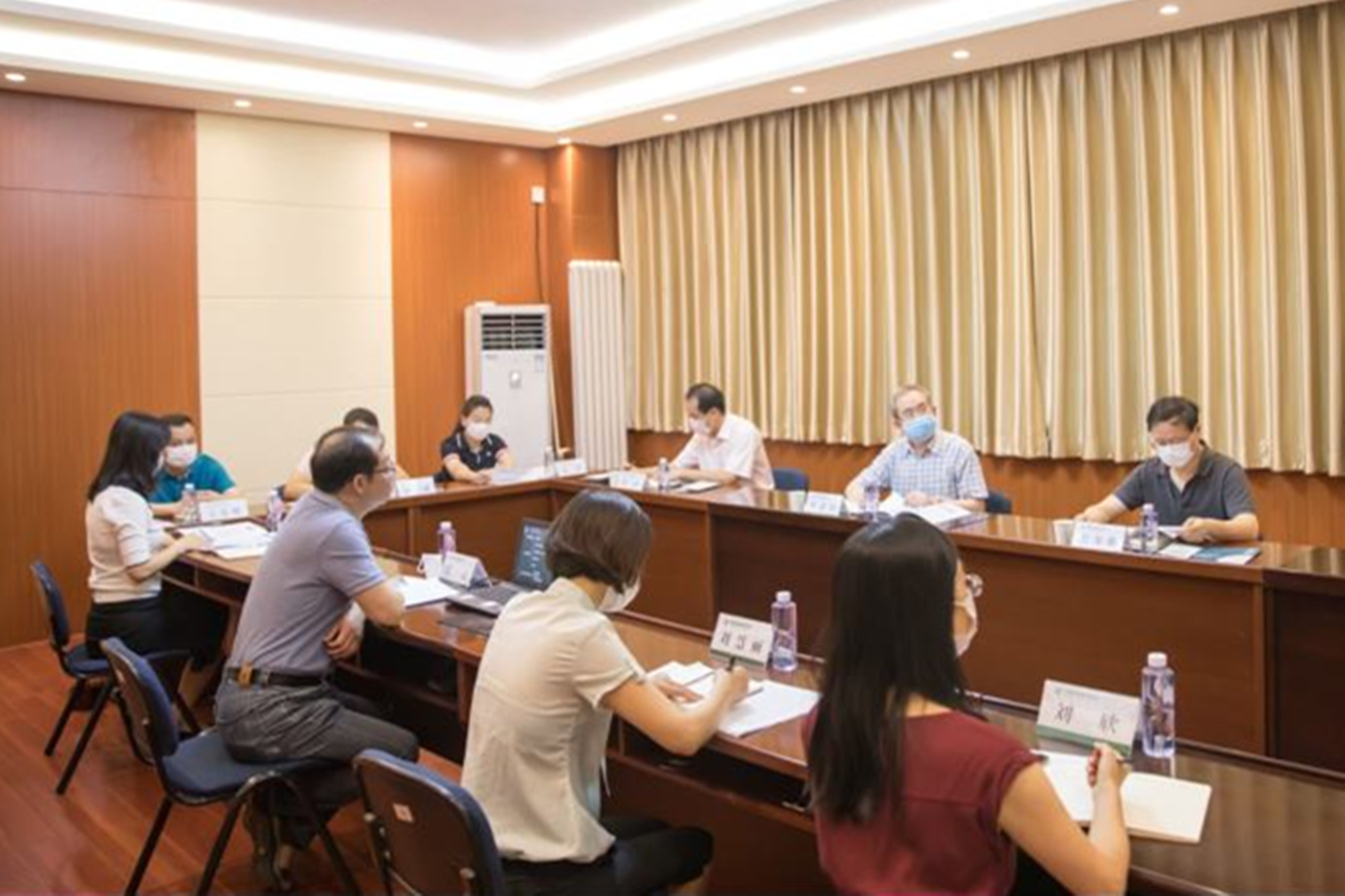 傅德印校长一行调研继续教育学院