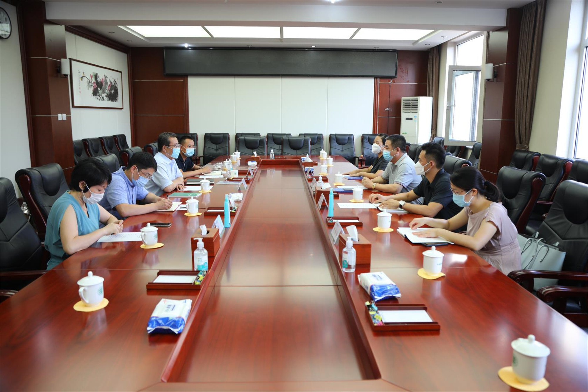 安徽池州学院柳友荣校长一行来校访问