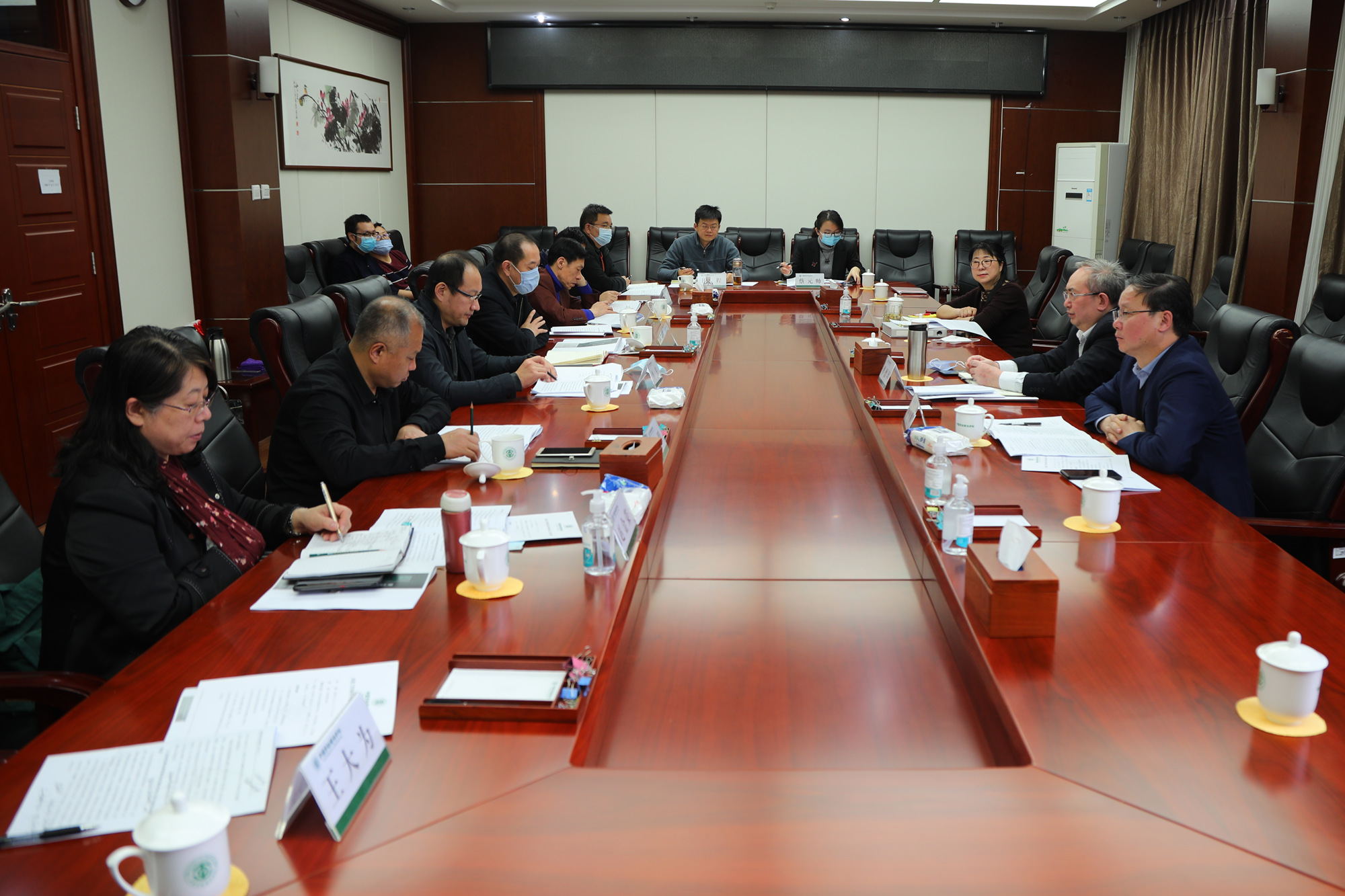 学校召开基建工作领导小组会议