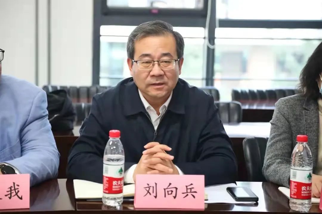 微信图片_20215.jpg