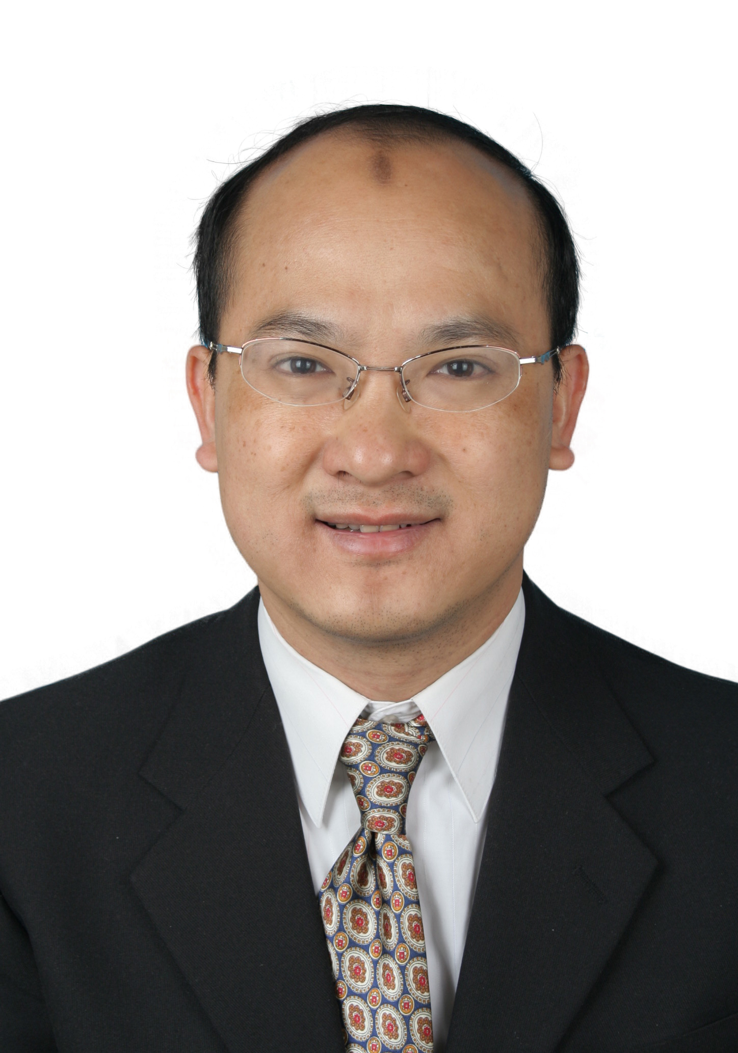 人口结构、技术进步与劳动力市场