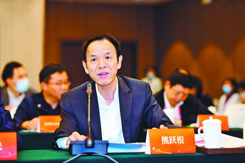 社会工作普本教育二十周年系列学术报告第六期暨“劳动与社会”讲座